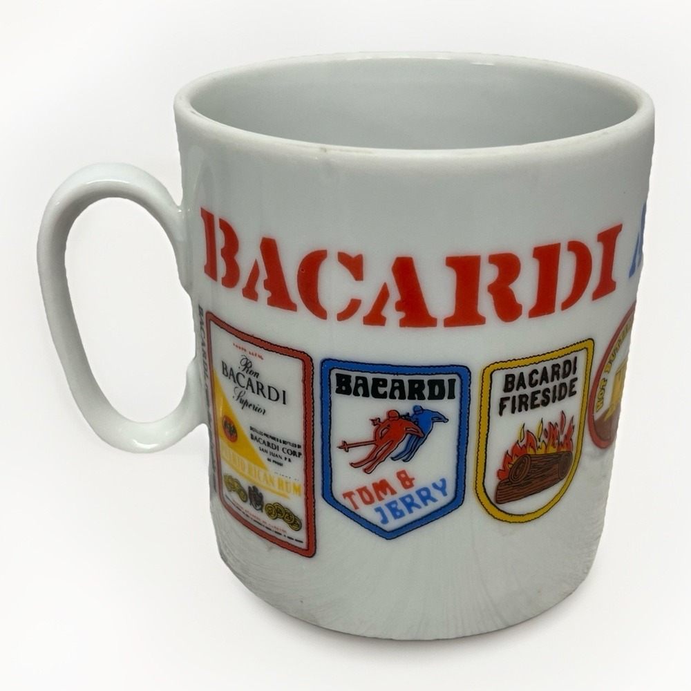 Vintage 1970 Bacardi Rum "Après Ski Lift" Coffee Mug - Retro Skiing Memorabilia